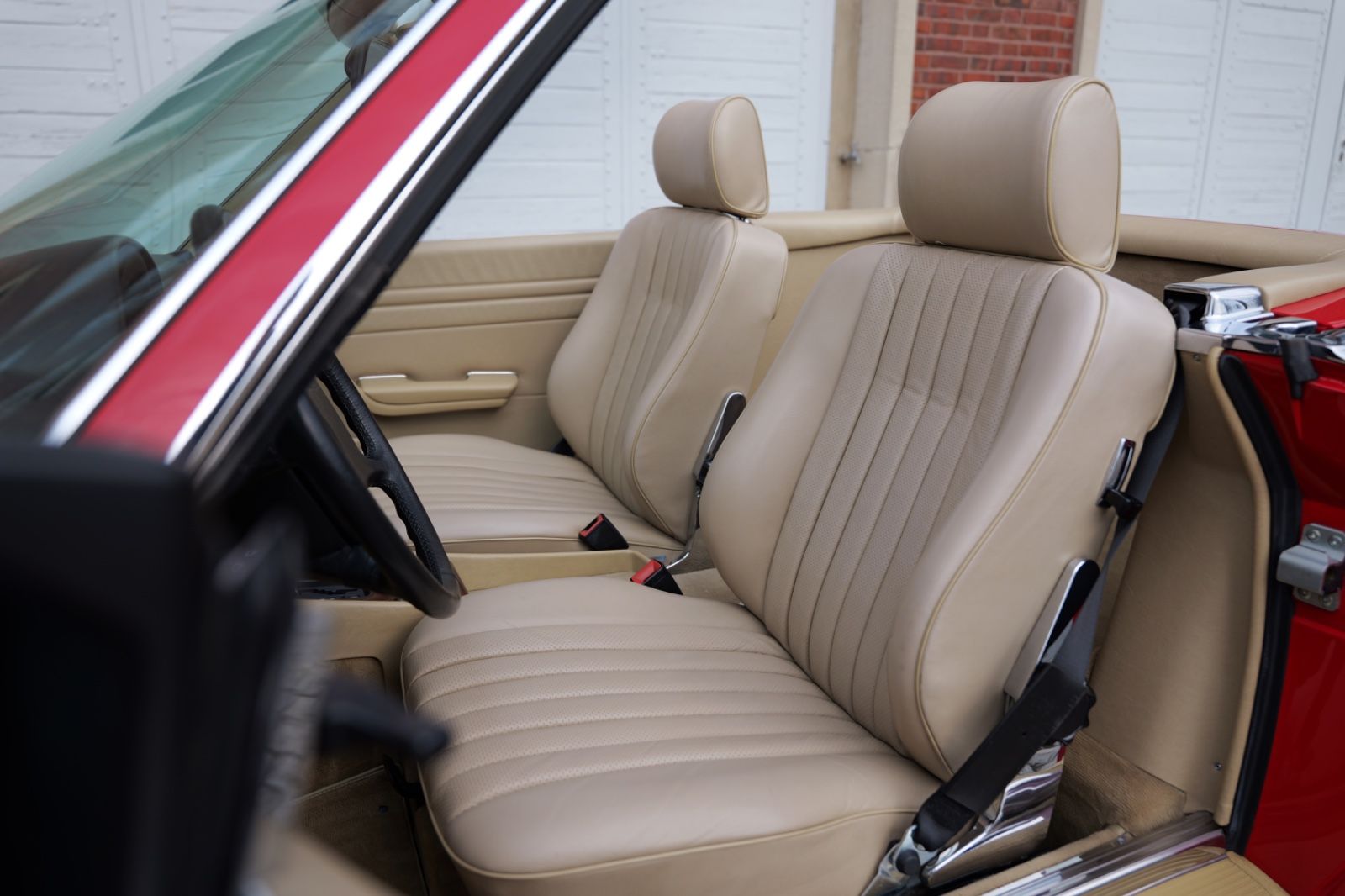 Mercedes-Benz 300SL R107 *Original 16tkm*2.Hand*Erstlack* foto 20