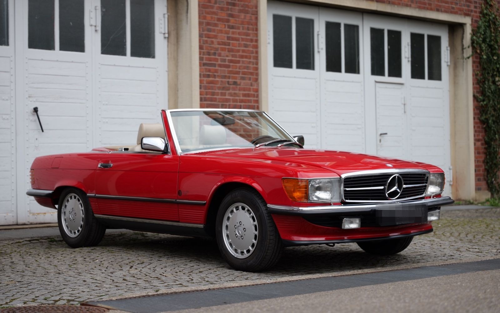 Mercedes-Benz 300SL R107 *Original 16tkm*2.Hand*Erstlack* foto 3