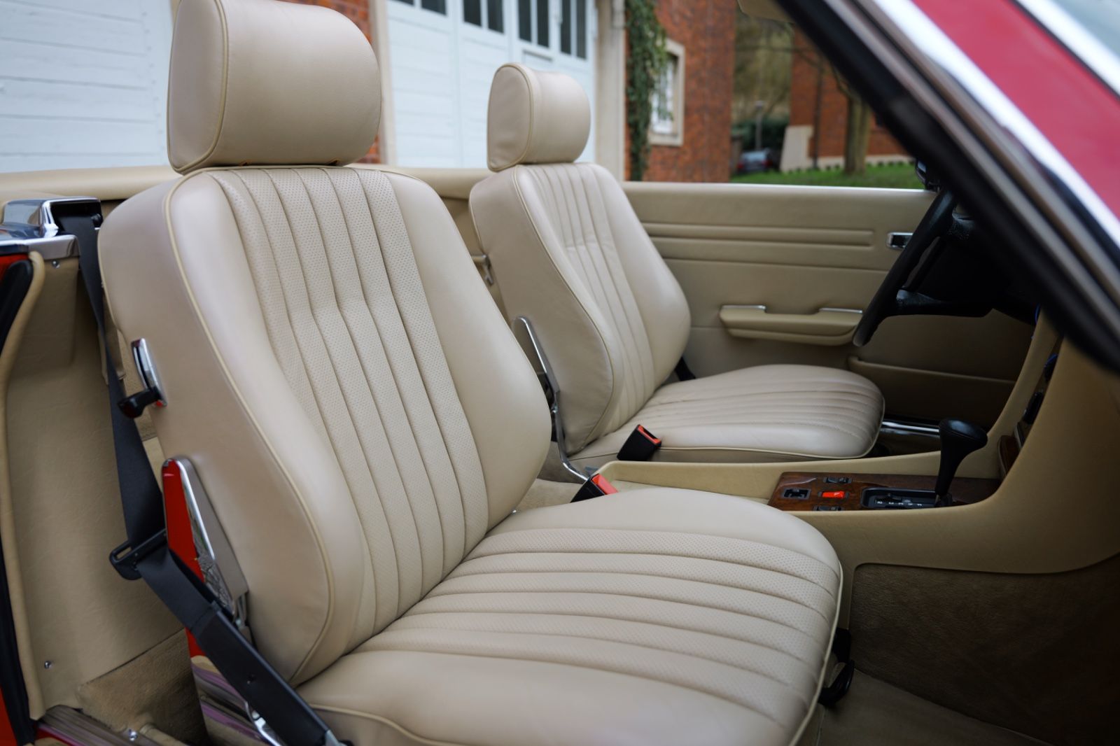 Mercedes-Benz 300SL R107 *Original 16tkm*2.Hand*Erstlack* foto 22