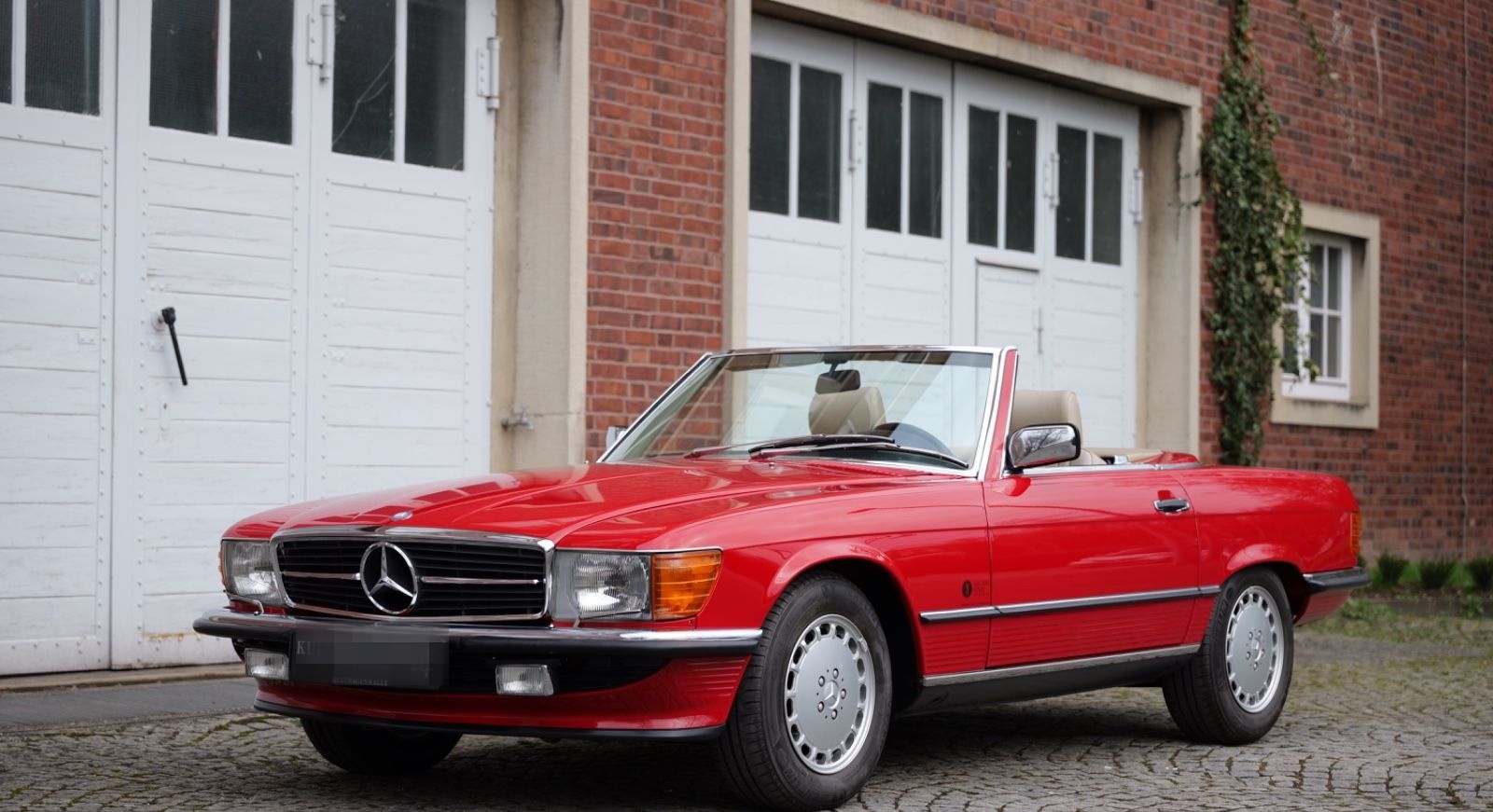 Mercedes-Benz 300SL R107 *Original 16tkm*2.Hand*Erstlack* foto 9