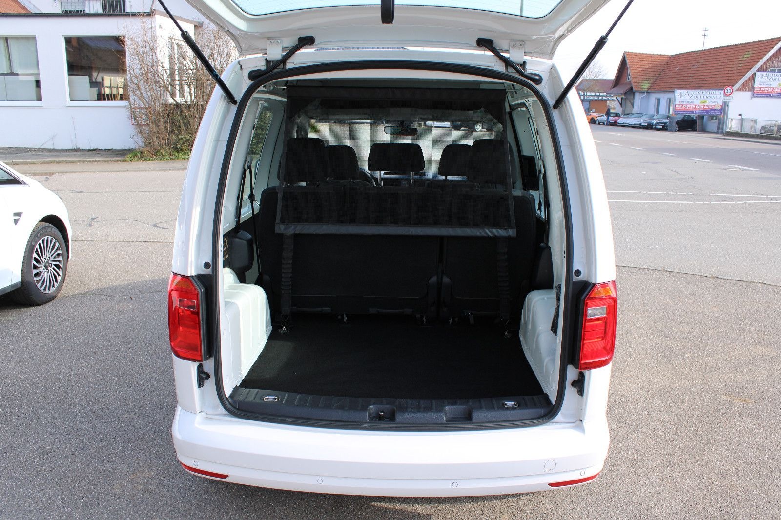 Volkswagen Caddy 2.0 TDI 2.HAND*AUTOMATIK*5-SITZER*NAVI*SHZ foto 11