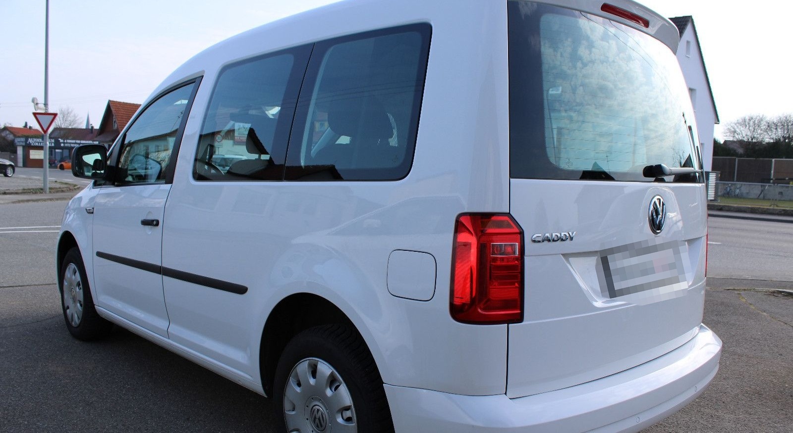 Volkswagen Caddy 2.0 TDI 2.HAND*AUTOMATIK*5-SITZER*NAVI*SHZ foto 3