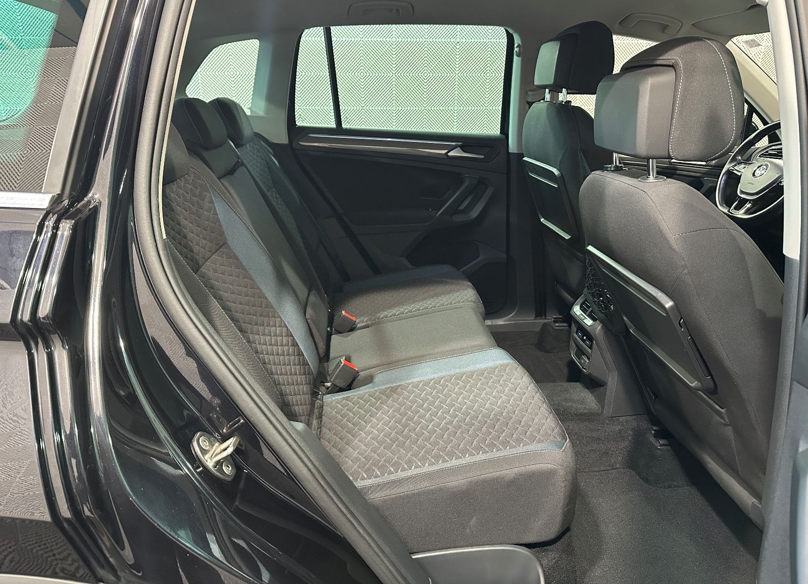 Volkswagen Tiguan 2.0 TSI 4Mo.*IQ.DRIVE*LED-AHK-ACC-DSG-LHZ foto 14