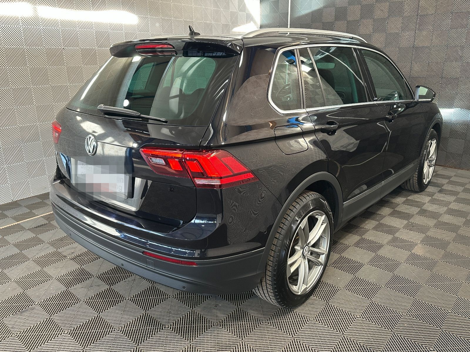 Volkswagen Tiguan 2.0 TSI 4Mo.*IQ.DRIVE*LED-AHK-ACC-DSG-LHZ foto 4