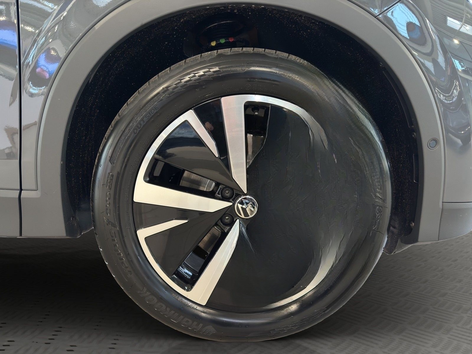 Volkswagen Tiguan 2.0TDI  Elegance DSG Navi+AHK+360°Kamera foto 6