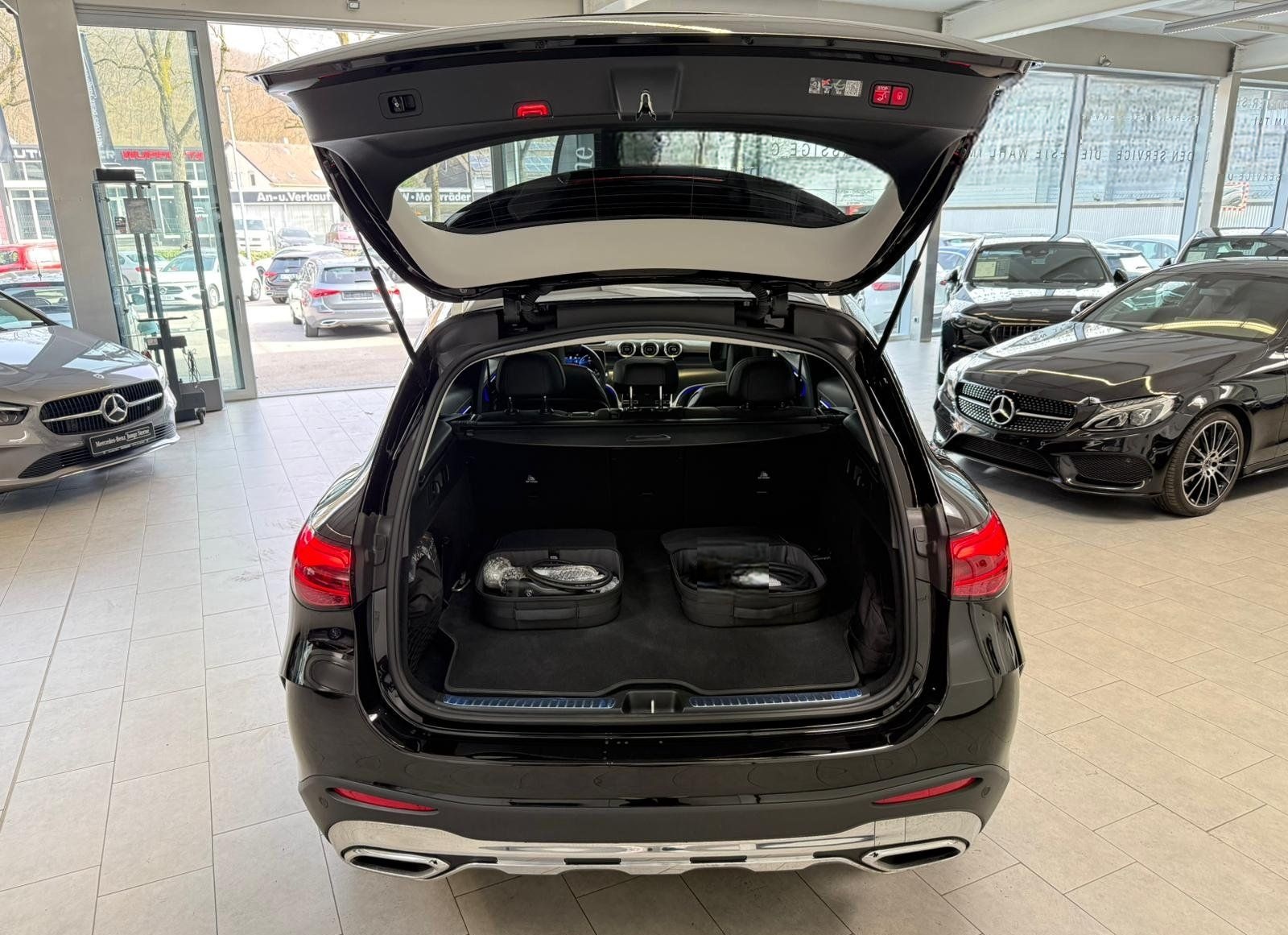 Mercedes-Benz GLC 300 de 4M AMG DISTR+AHK+BURM+PANO+HUD+MEMORY foto 5