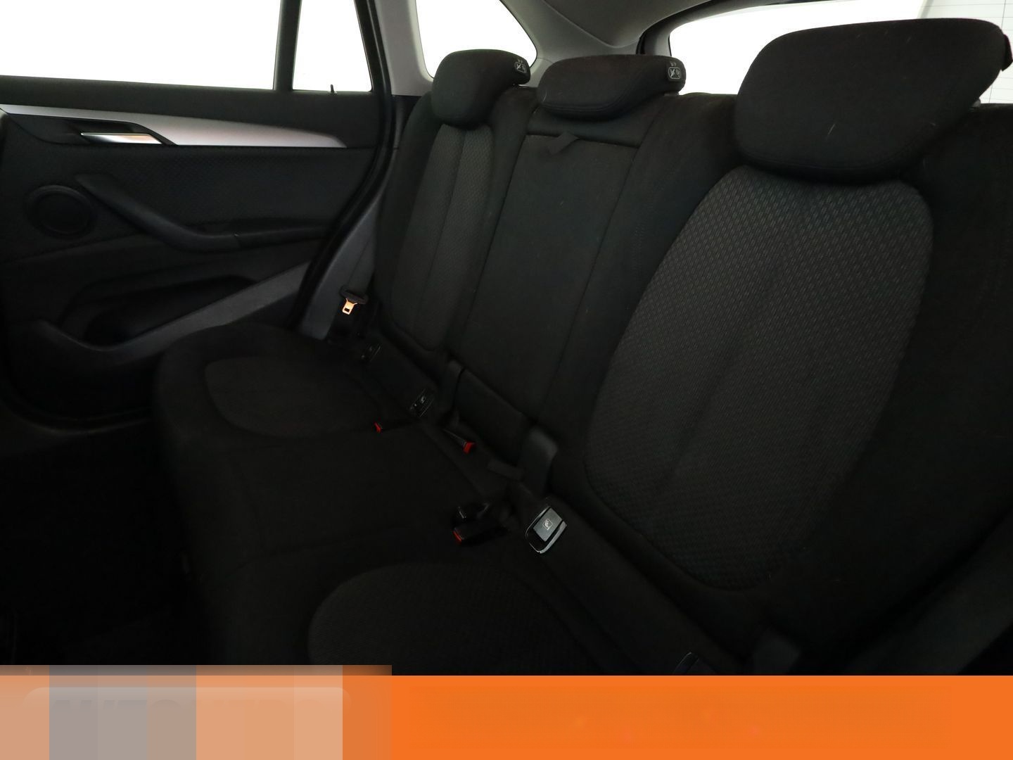 BMW X1 sDrive 18i Advantage Aut.*NAVI*TEMPO*PDC* foto 14