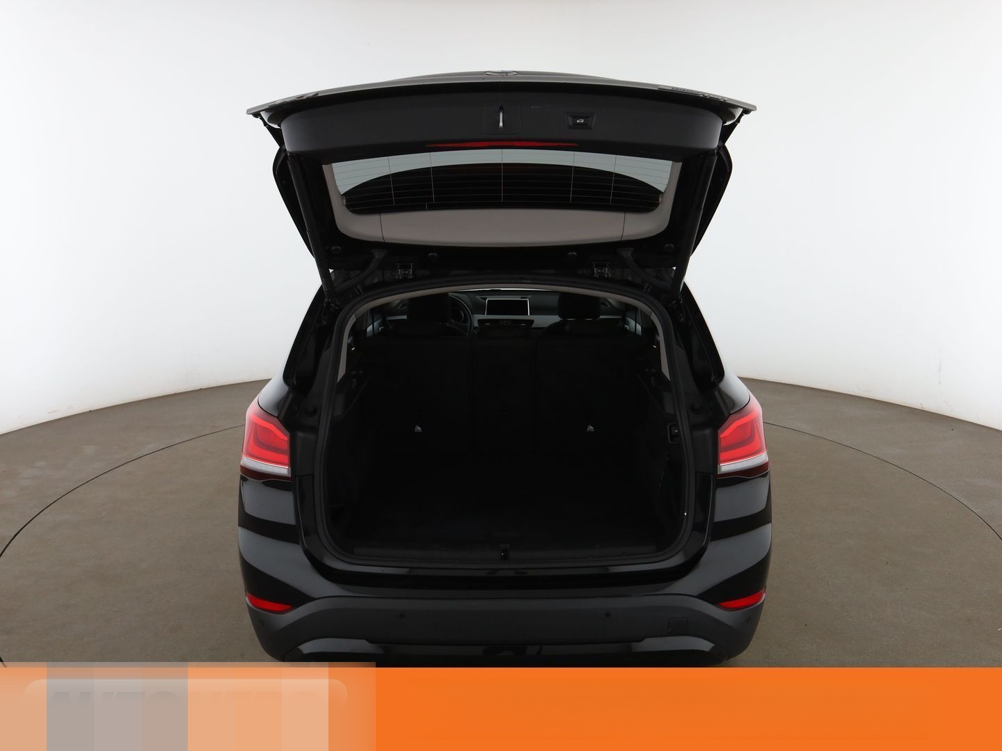 BMW X1 sDrive 18i Advantage Aut.*NAVI*TEMPO*PDC* foto 17