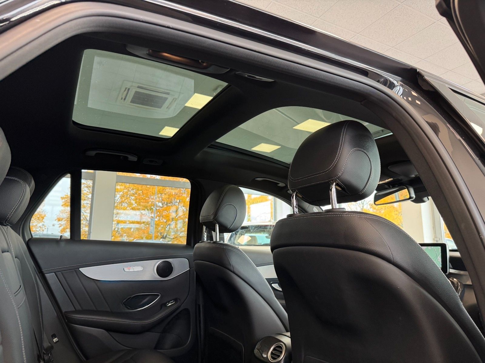 Mercedes-Benz GLC 350e 4MATIC AMG*PANO*AHK*HUD*DISTR*AIRMA*CAM foto 12
