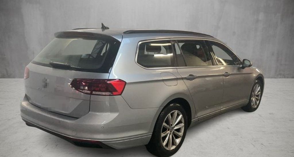 Volkswagen Passat Variant Business 1.5TSI DSG AHK+Nav+LED foto 4