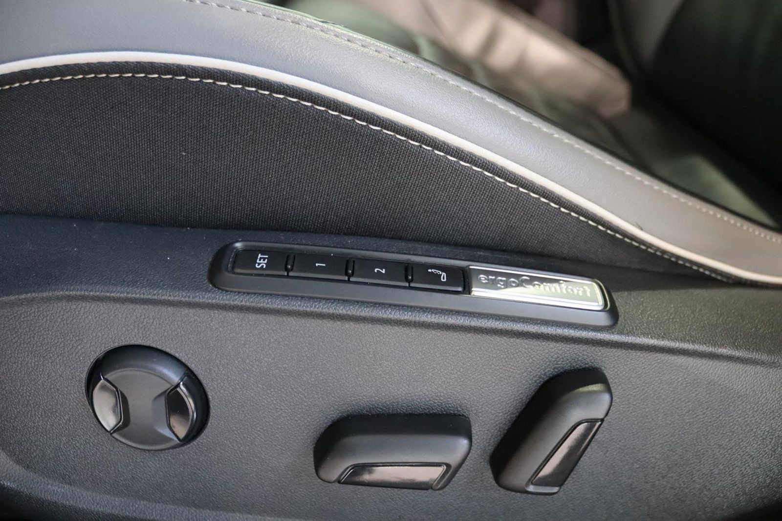 Volkswagen Shooting Brake Elegance * Pano * MatrixLED * RFK foto 18