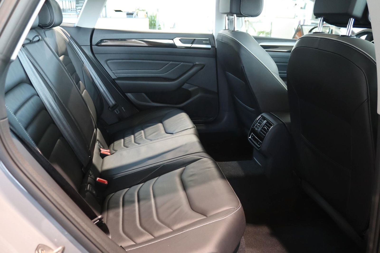 Volkswagen Shooting Brake Elegance * Pano * MatrixLED * RFK foto 21