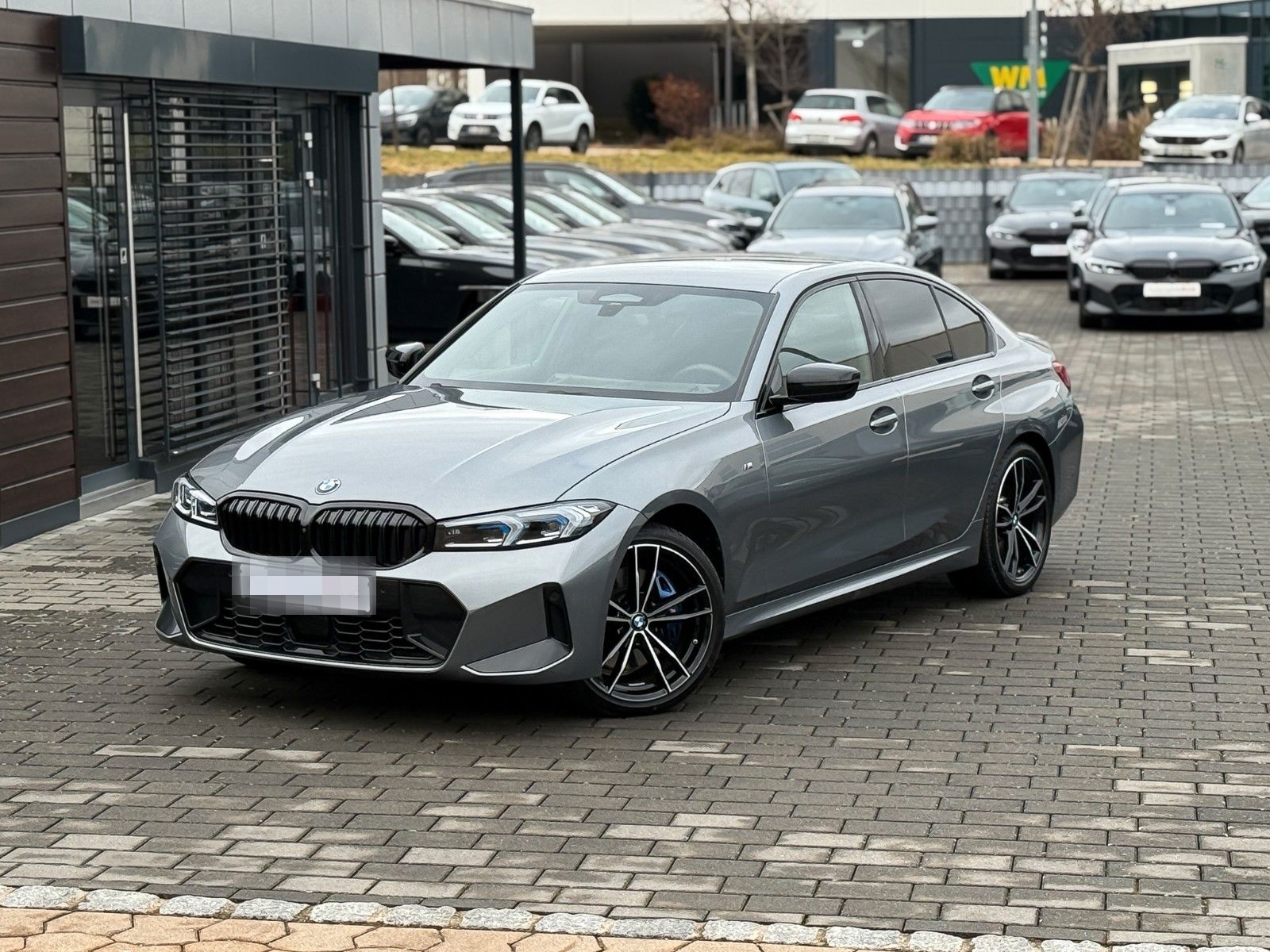 BMW 320d xD M Sport 19" h/k HuD StHz ACC Ambiente foto 2