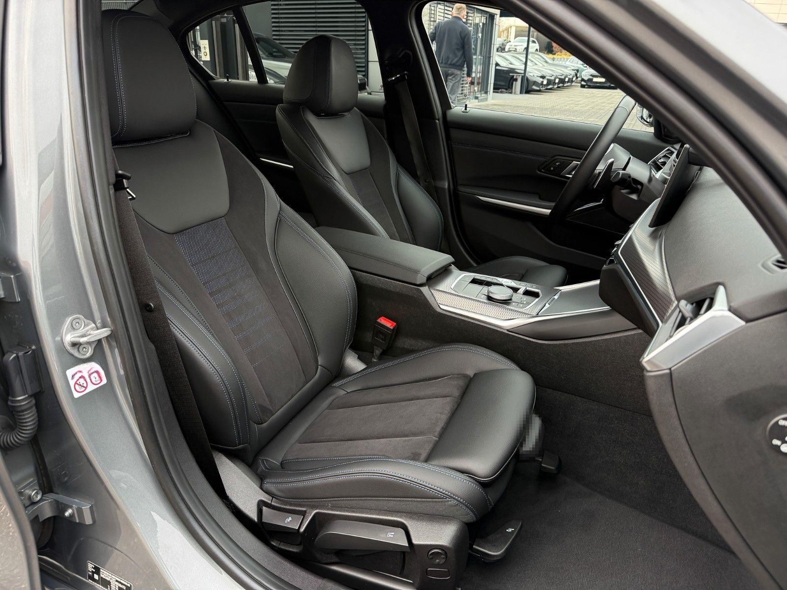 BMW 320d xD M Sport 19" h/k HuD StHz ACC Ambiente foto 14