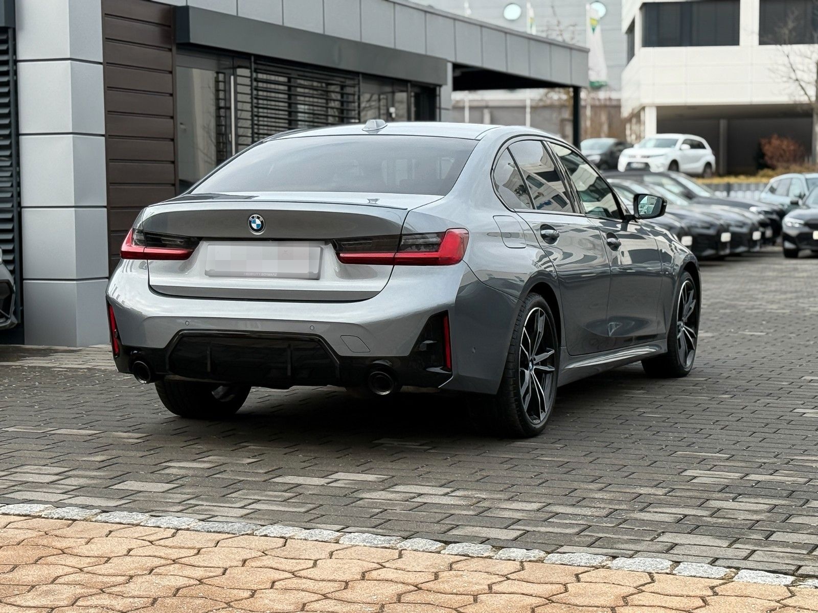 BMW 320d xD M Sport 19" h/k HuD StHz ACC Ambiente foto 15