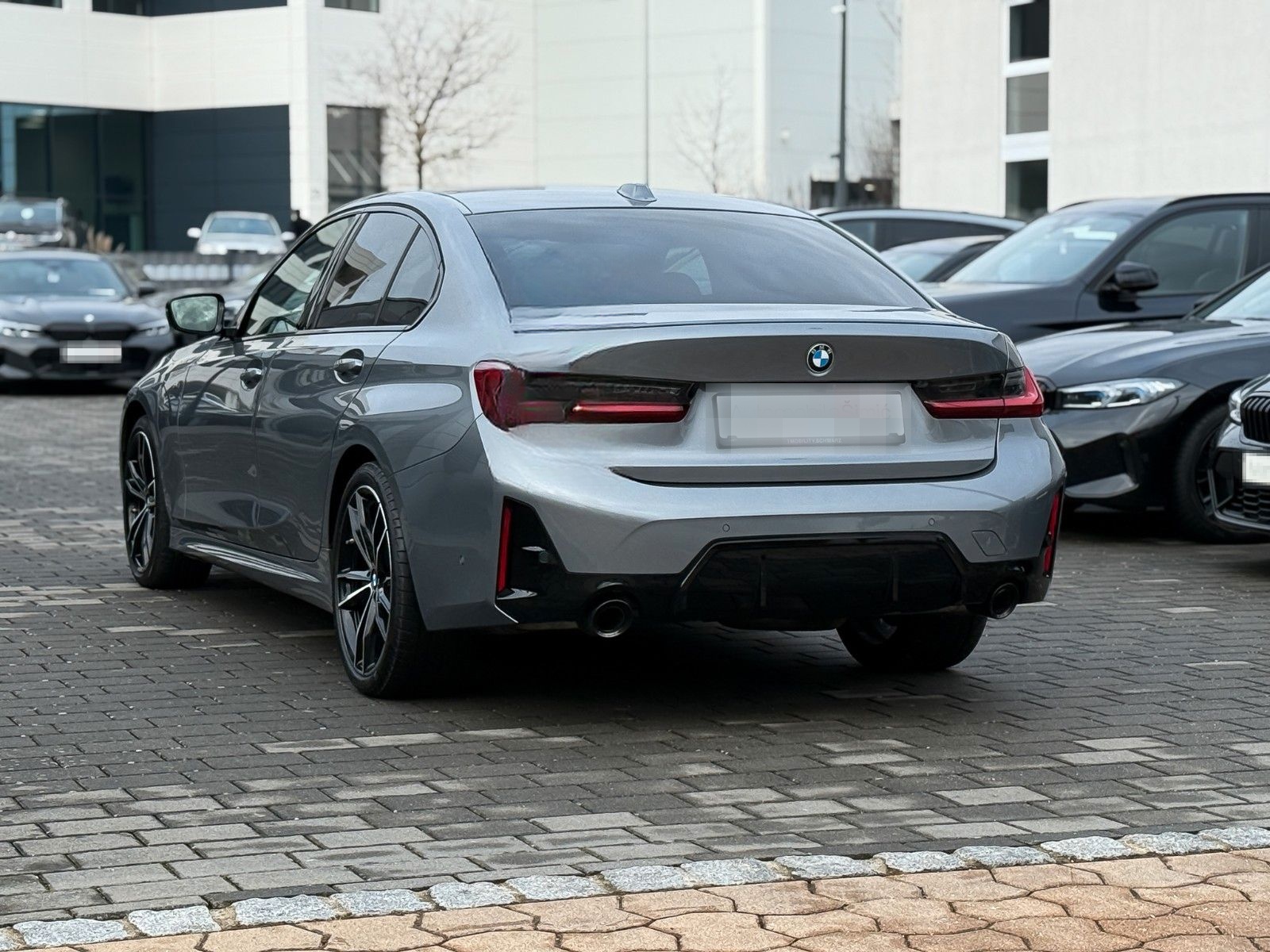 BMW 320d xD M Sport 19" h/k HuD StHz ACC Ambiente foto 18