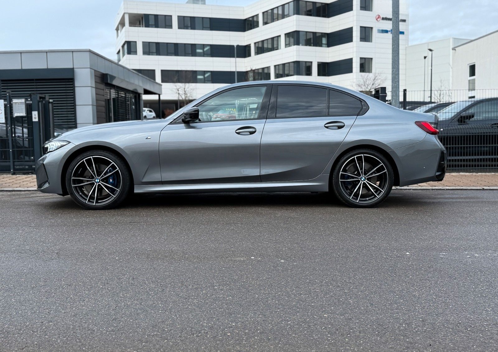 BMW 320d xD M Sport 19" h/k HuD StHz ACC Ambiente foto 20