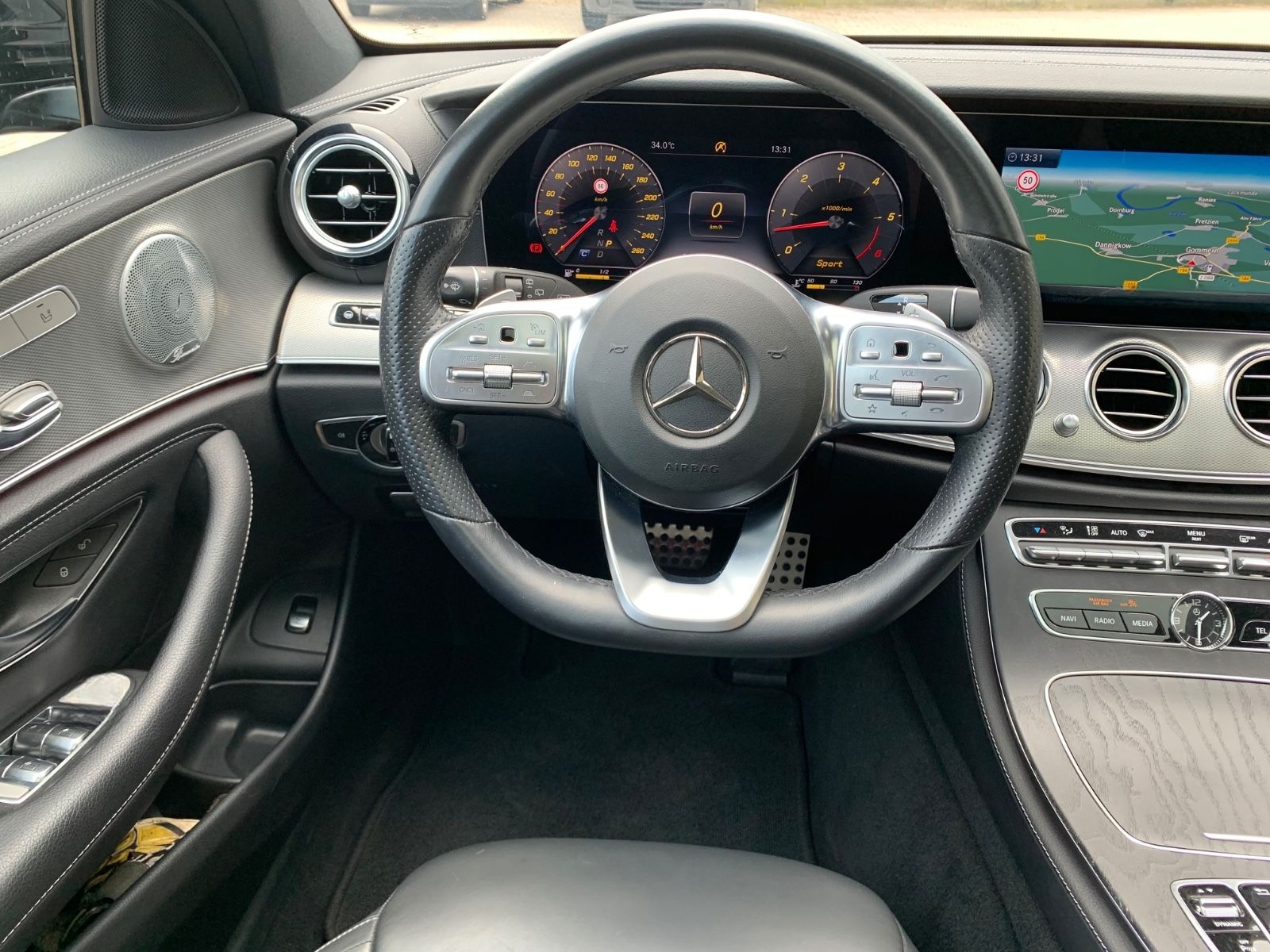Mercedes-Benz E 400 d 4MATIC T Autom.*AMG*Black-Line* foto 14