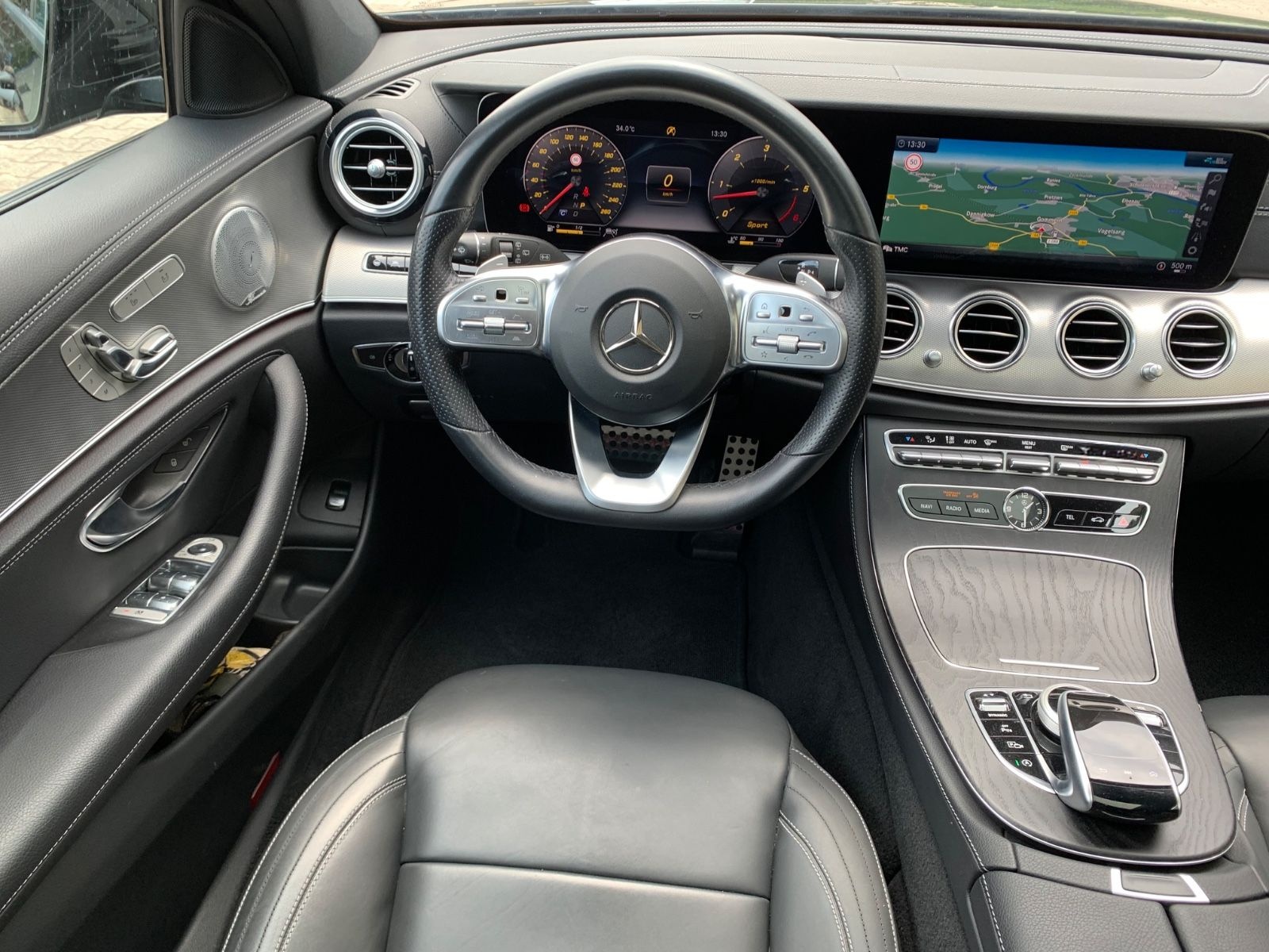 Mercedes-Benz E 400 d 4MATIC T Autom.*AMG*Black-Line* foto 16