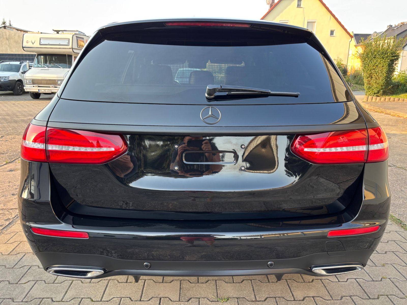 Mercedes-Benz E 400 d 4MATIC T Autom.*AMG*Black-Line* foto 6