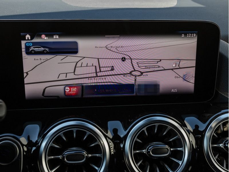 Mercedes-Benz EQA 300 4M Progressive/LED/Cam/Pano/AHK/Totw/18' foto 13