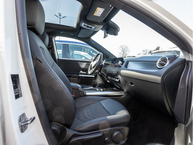 Mercedes-Benz EQA 300 4M Progressive/LED/Cam/Pano/AHK/Totw/18' foto 8