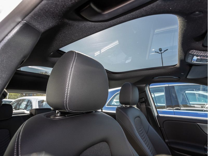 Mercedes-Benz EQA 300 4M Progressive/LED/Cam/Pano/AHK/Totw/18' foto 10