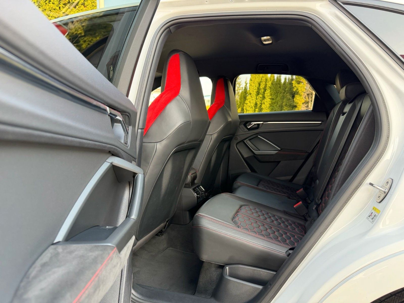 Audi RSQ3 Sportback 2.5 TFSI quattro 21"/RS-Sitze foto 22