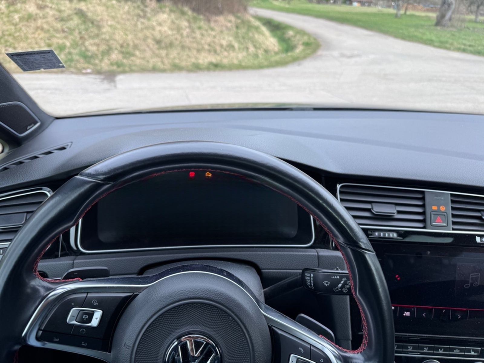 Volkswagen Golf 2.0 TSI DSG GTI Performance, Pano, ACC, Nav foto 10