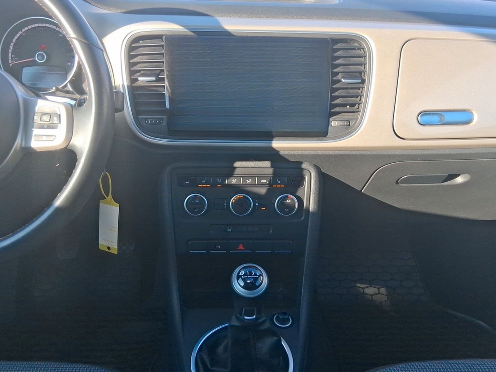 Volkswagen Beetle Lim. Cup NAVI KLIMAAUTO PANORAMA foto 13
