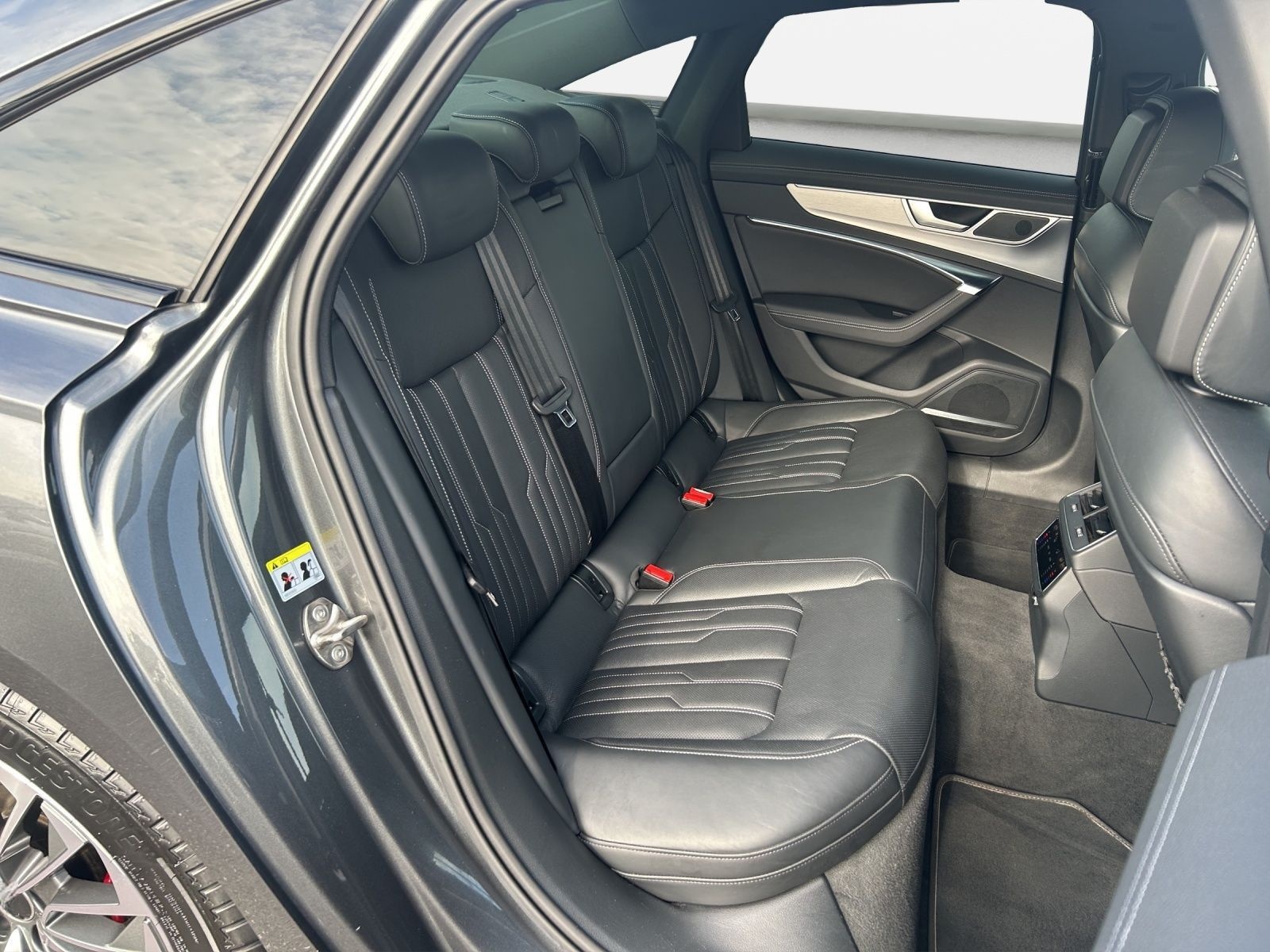 Audi A6 Limousine 55 TFSIe QUATT SPORT S LINE *MATRIX foto 16