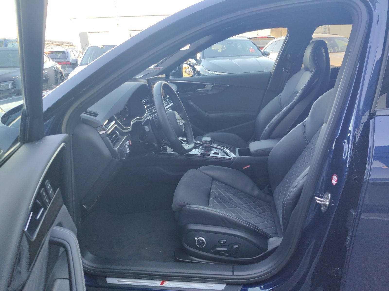 Audi S4 Avant 55 TDI q. Tiptr., Matrix, AHK, Pano, HU foto 9