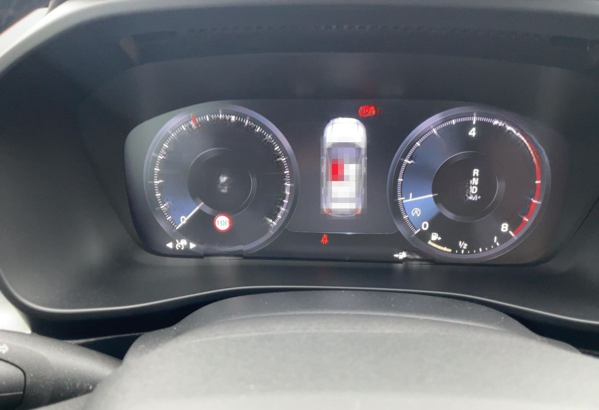 Volvo XC40 1.5 T3 2WD MOMENTUM PRO LED+NAV+SHZ+RFK+APP foto 17