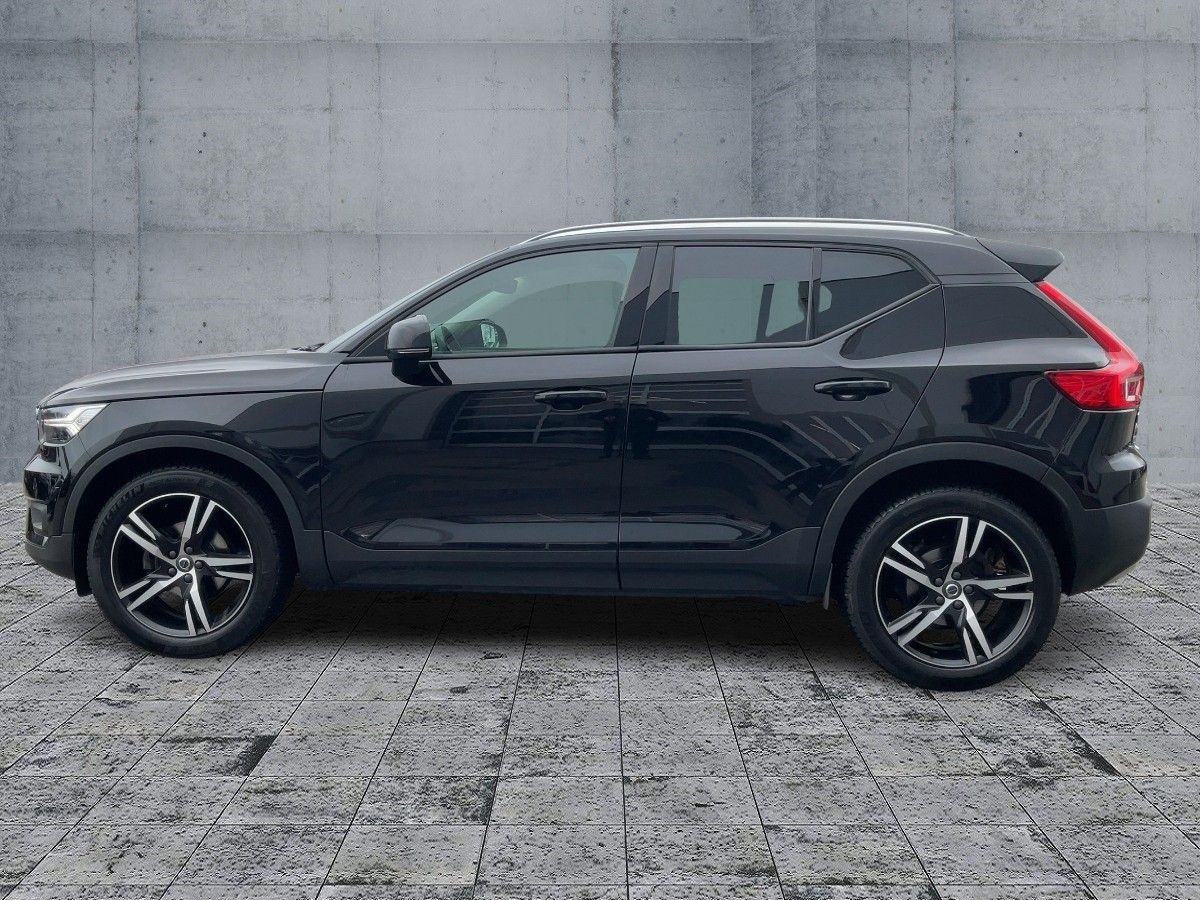 Volvo XC40 1.5 T3 2WD MOMENTUM PRO LED+NAV+SHZ+RFK+APP foto 4