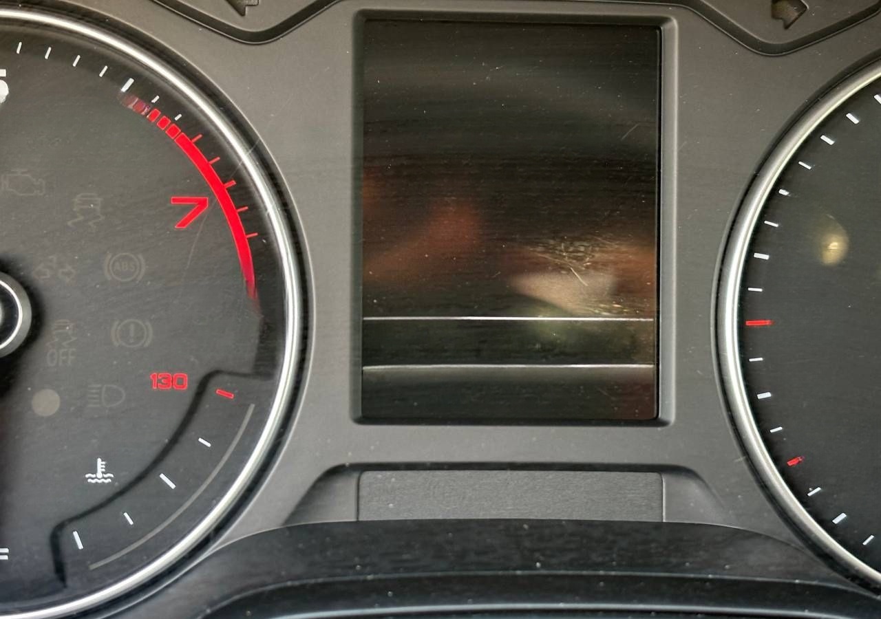 Audi Q2 35 TFSI advanced foto 13