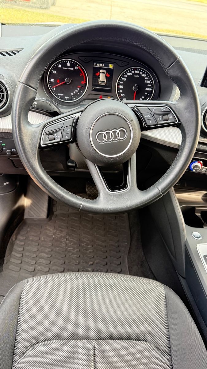 Audi Q2 35 TFSI advanced foto 17