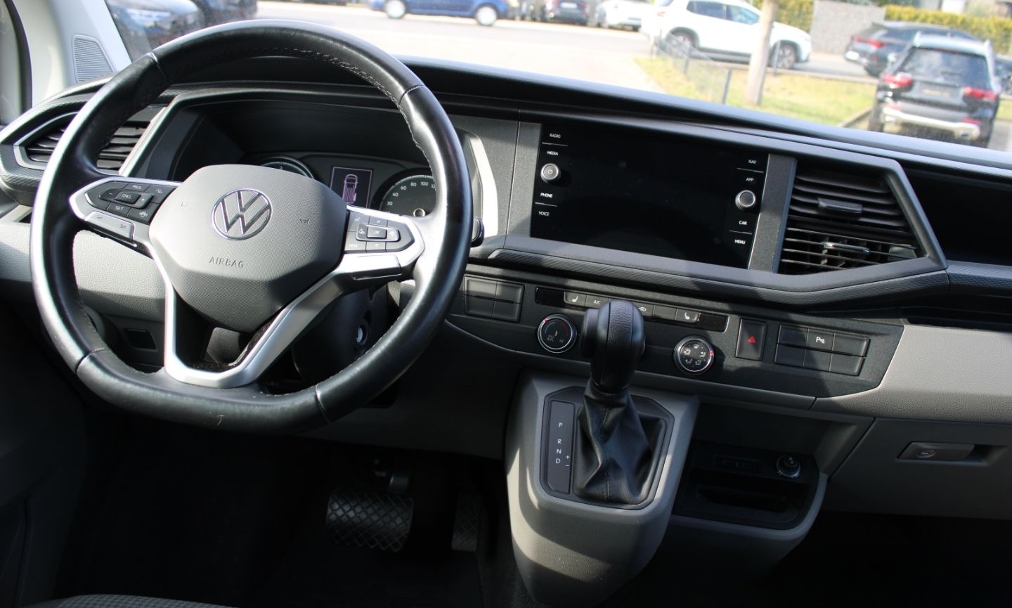 Volkswagen T6.1 Kombi DSG LED Navi AHK Tempomat PDC v+h Car foto 8
