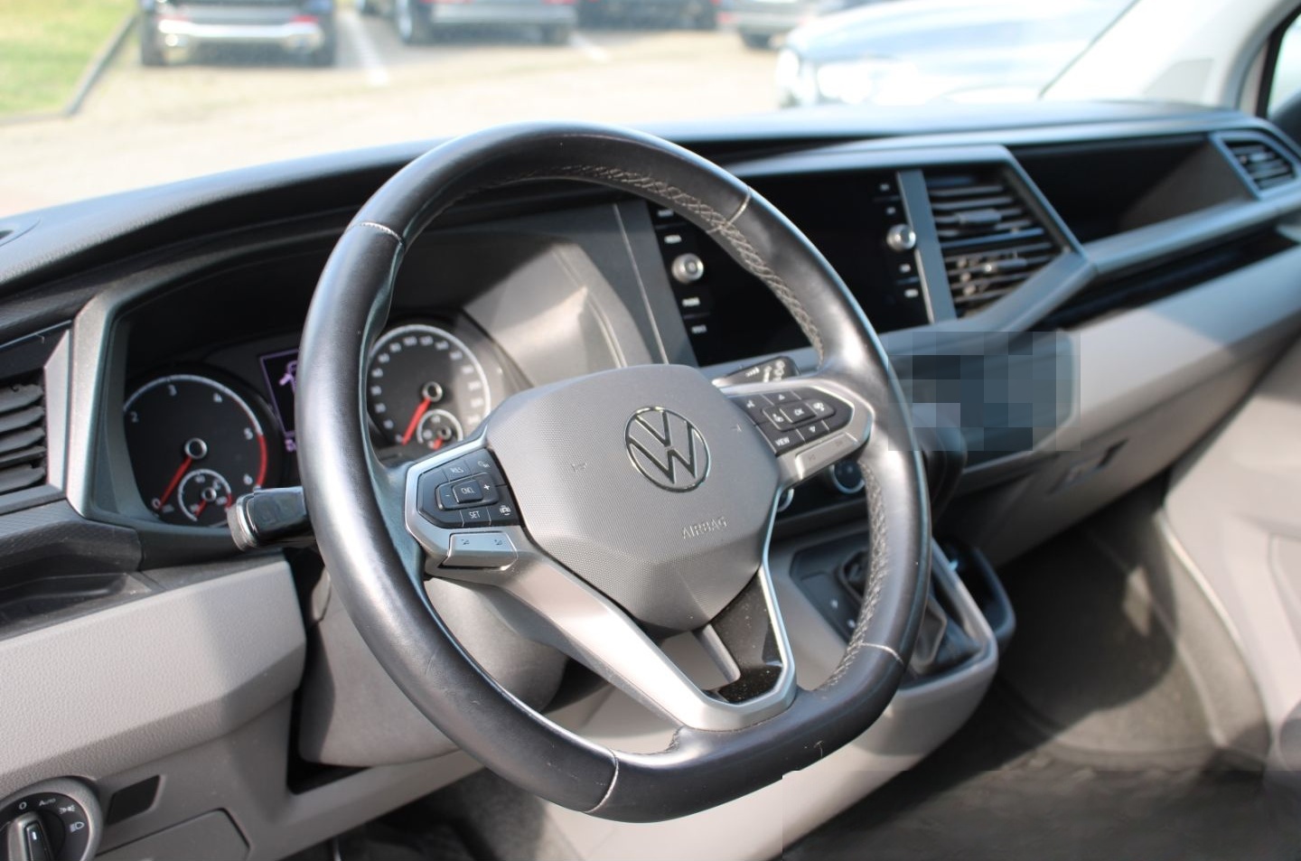 Volkswagen T6.1 Kombi DSG LED Navi AHK Tempomat PDC v+h Car foto 10