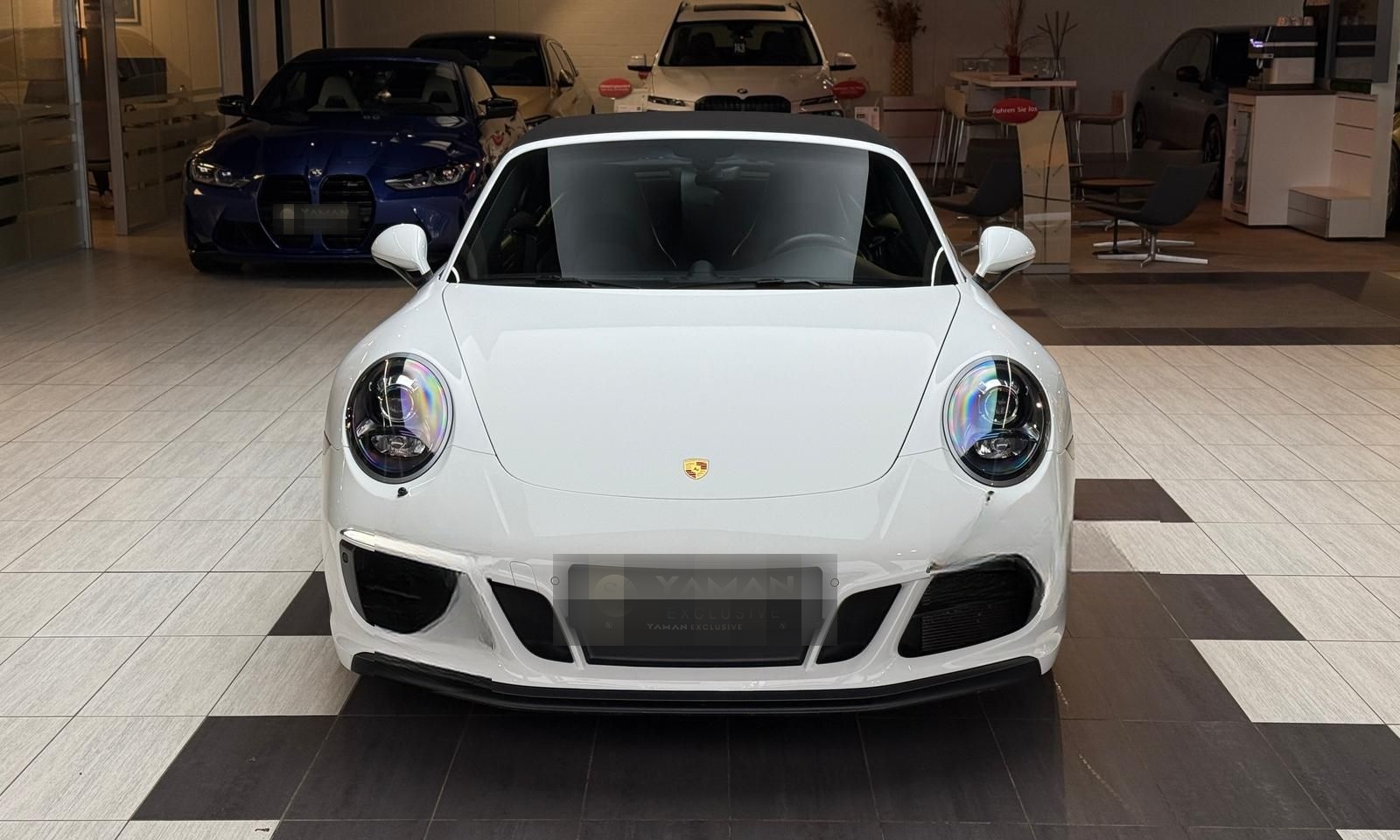 Porsche 911 Carrera GTS Cabriolet PDK SportChorno foto 12