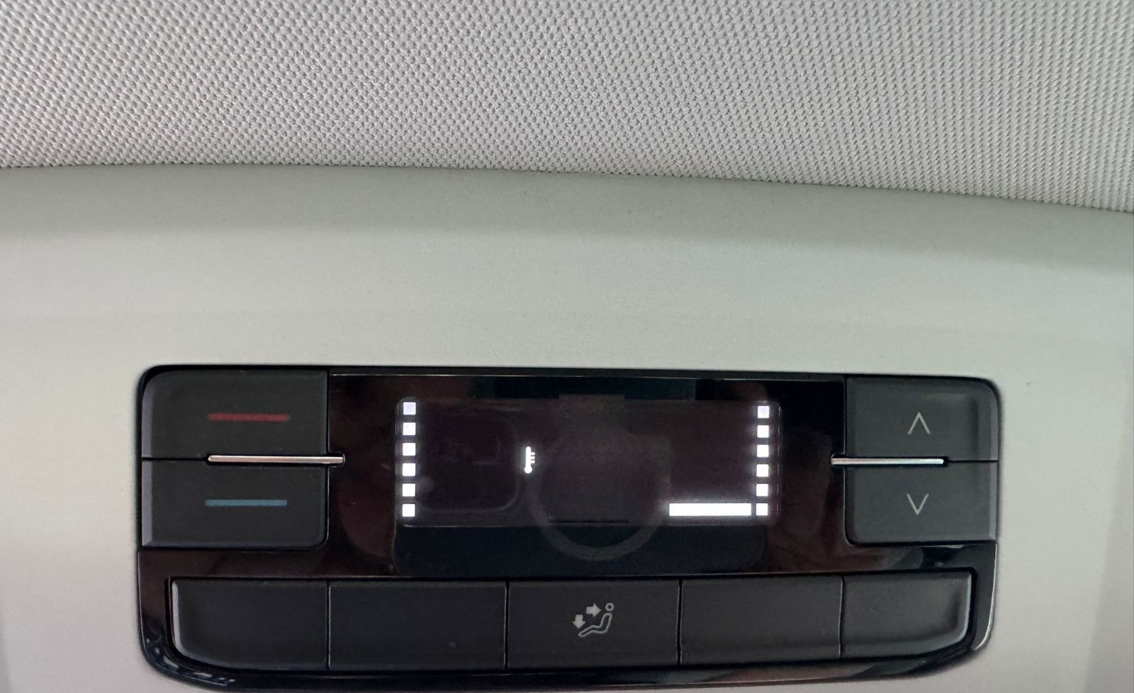 Volkswagen T6.1 Multivan 4MOTION DSG 150 PS Standhg AHK LED foto 20
