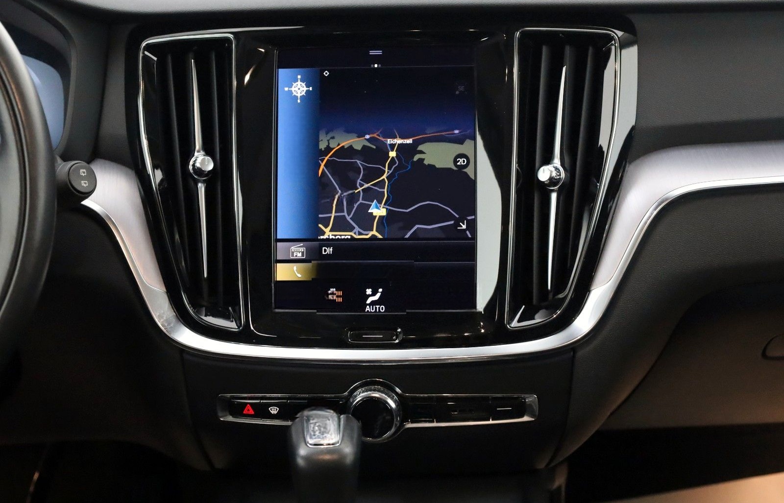 Volvo V60 Momentum Pro,T.Leder,Navi,LED,SH,Kamera,DAB foto 17