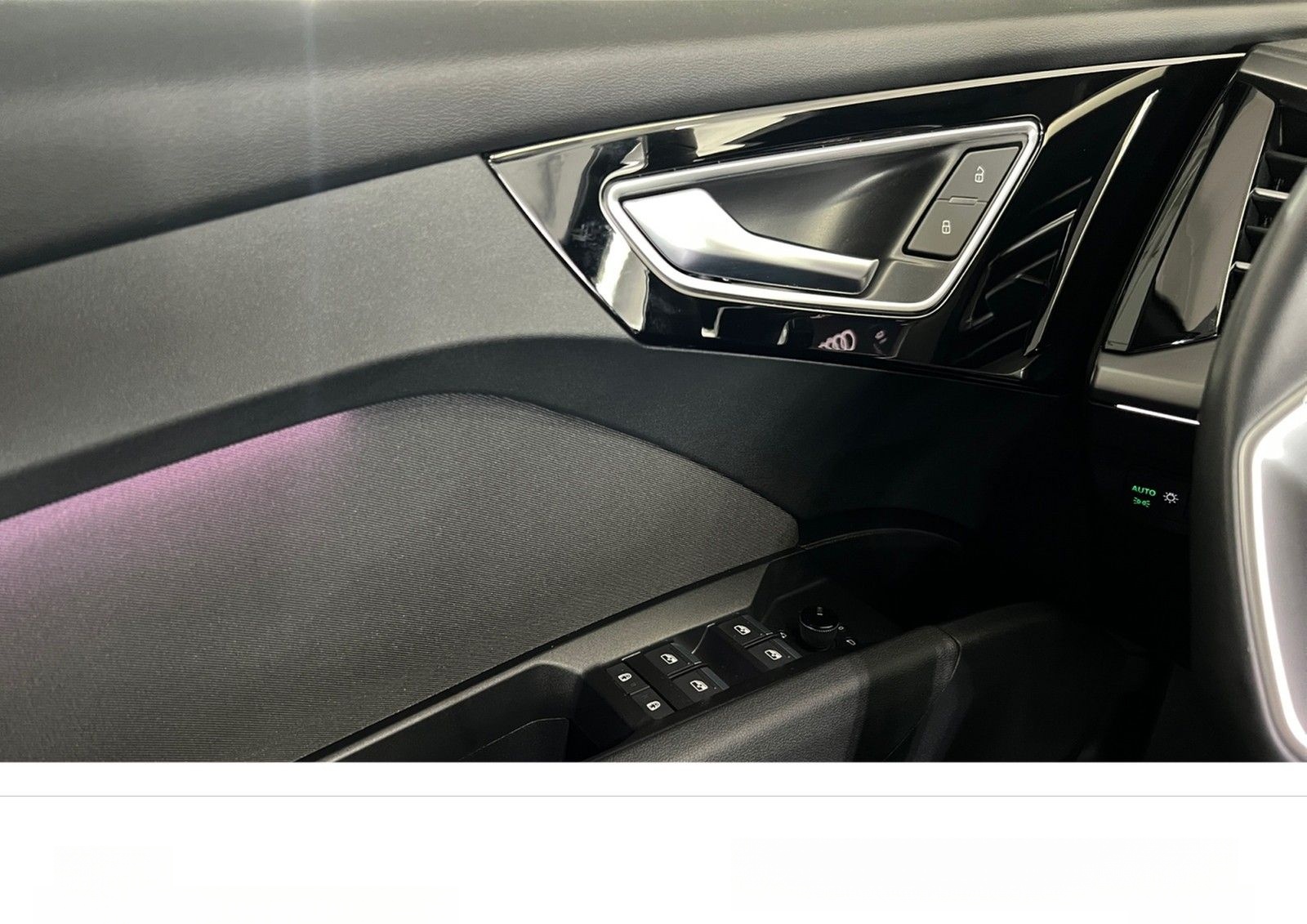 Audi Q4 40 e-tron 150 kW AHK+ADVANCED+RüFa-Kamera+LED foto 13