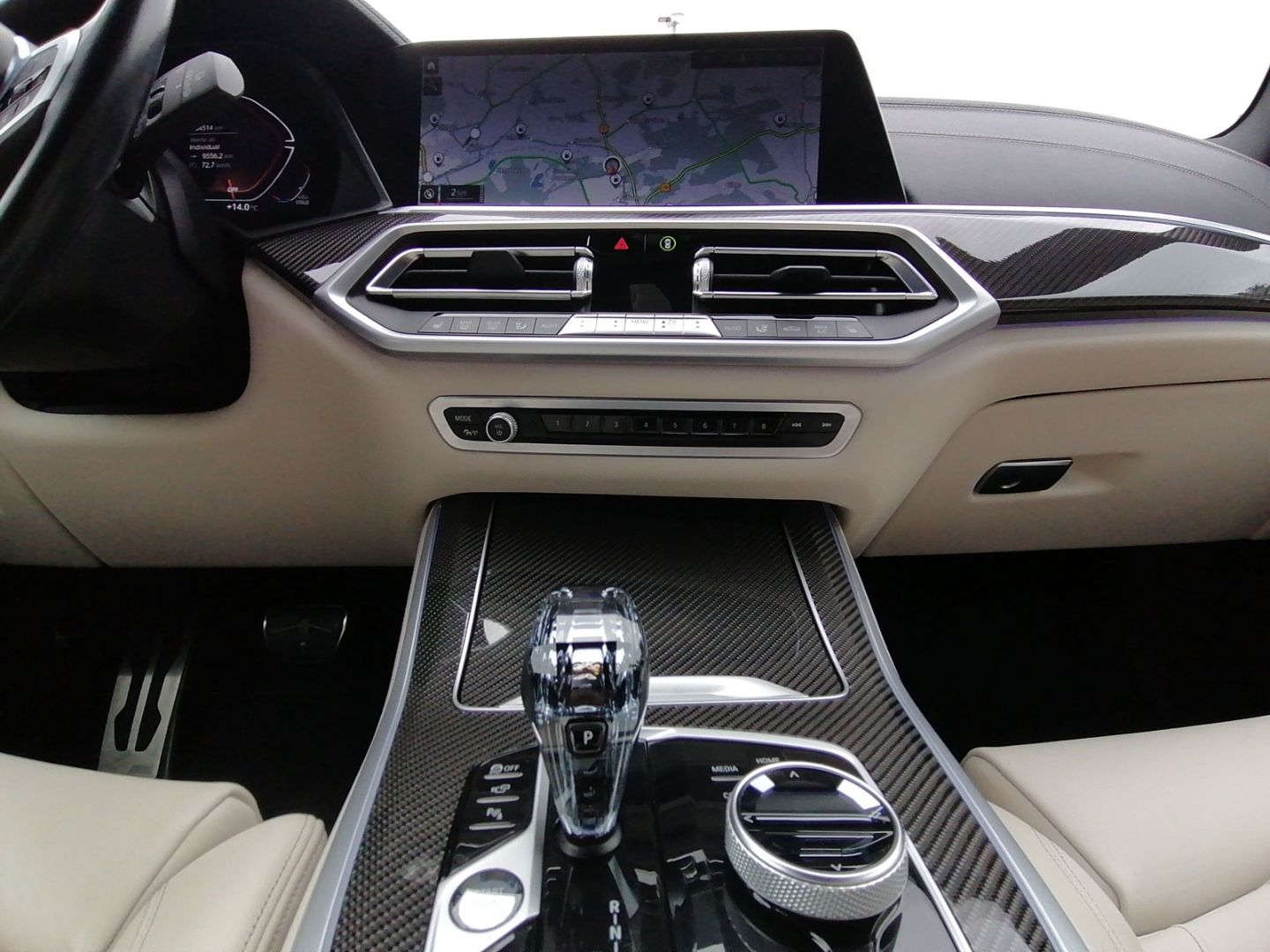 BMW X5 XDRIVE 30D M Sport Laser NAVI HUD AHK Pano foto 11