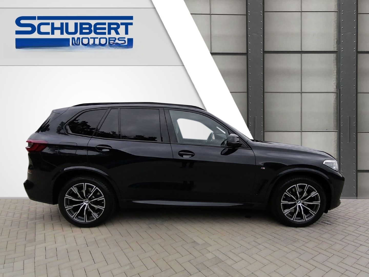 BMW X5 XDRIVE 30D M Sport Laser NAVI HUD AHK Pano foto 4
