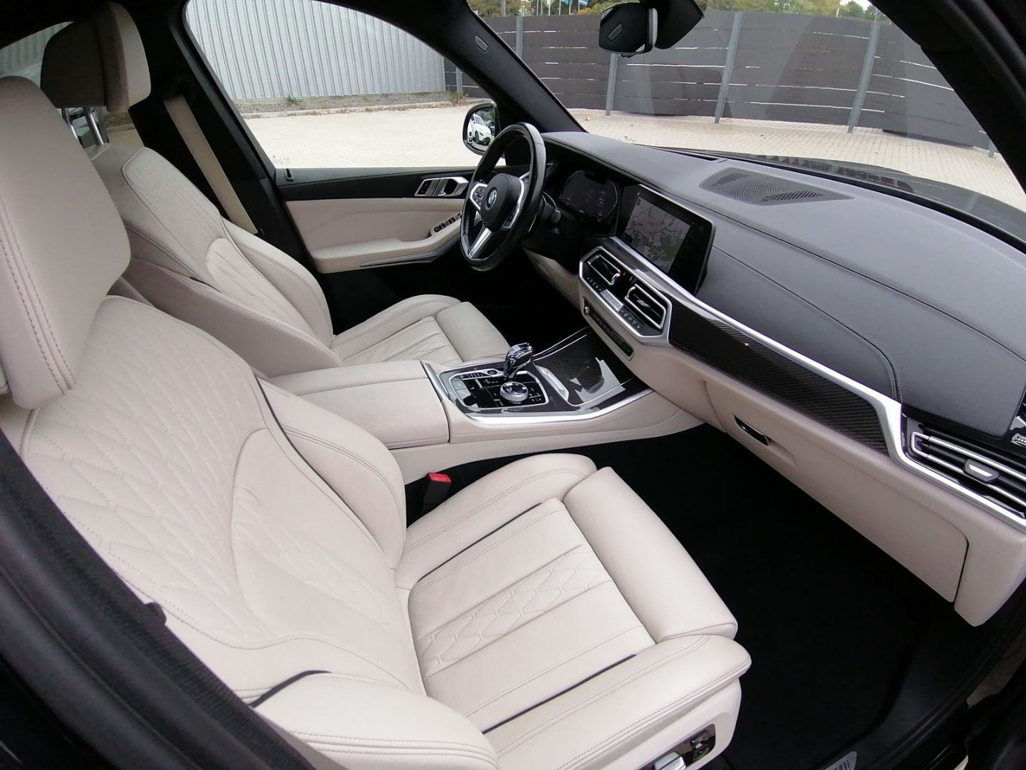 BMW X5 XDRIVE 30D M Sport Laser NAVI HUD AHK Pano foto 7