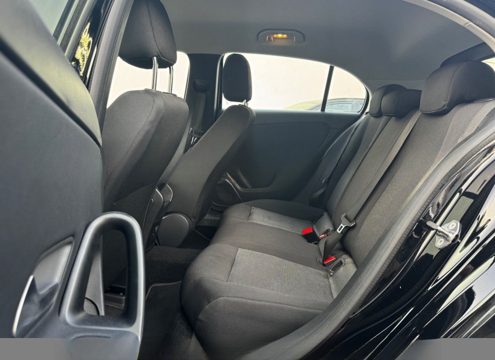 Mercedes-Benz A 250 e Aut.*1.Hand* foto 19