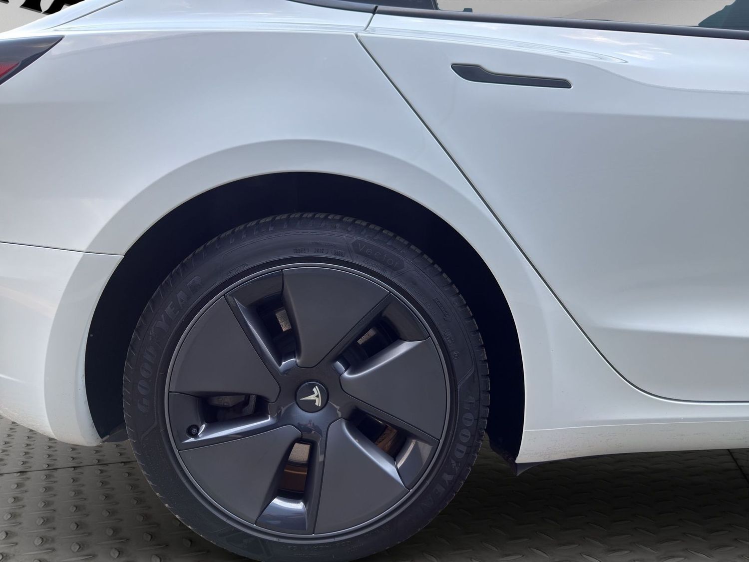 Tesla Model 3 Standard Range Matrix LFP VOLLEDER AUTOP foto 24