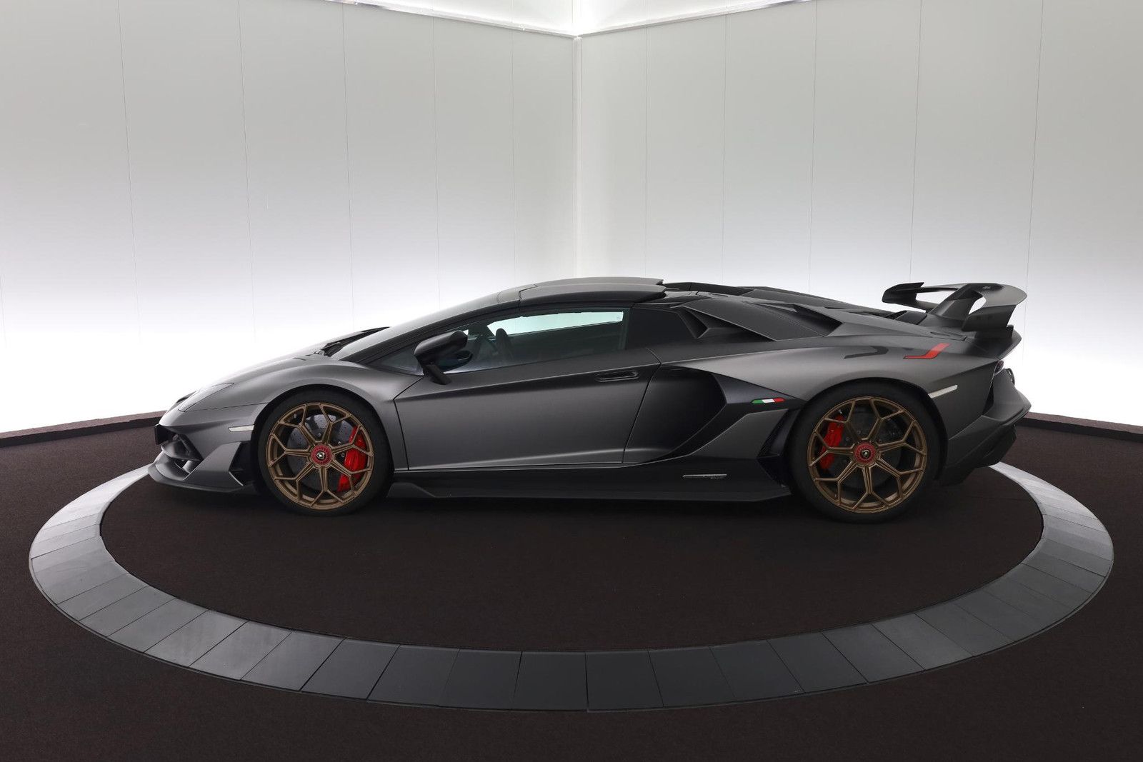 Lamborghini Aventador 6.5 V12 SVJ Roadster foto 11