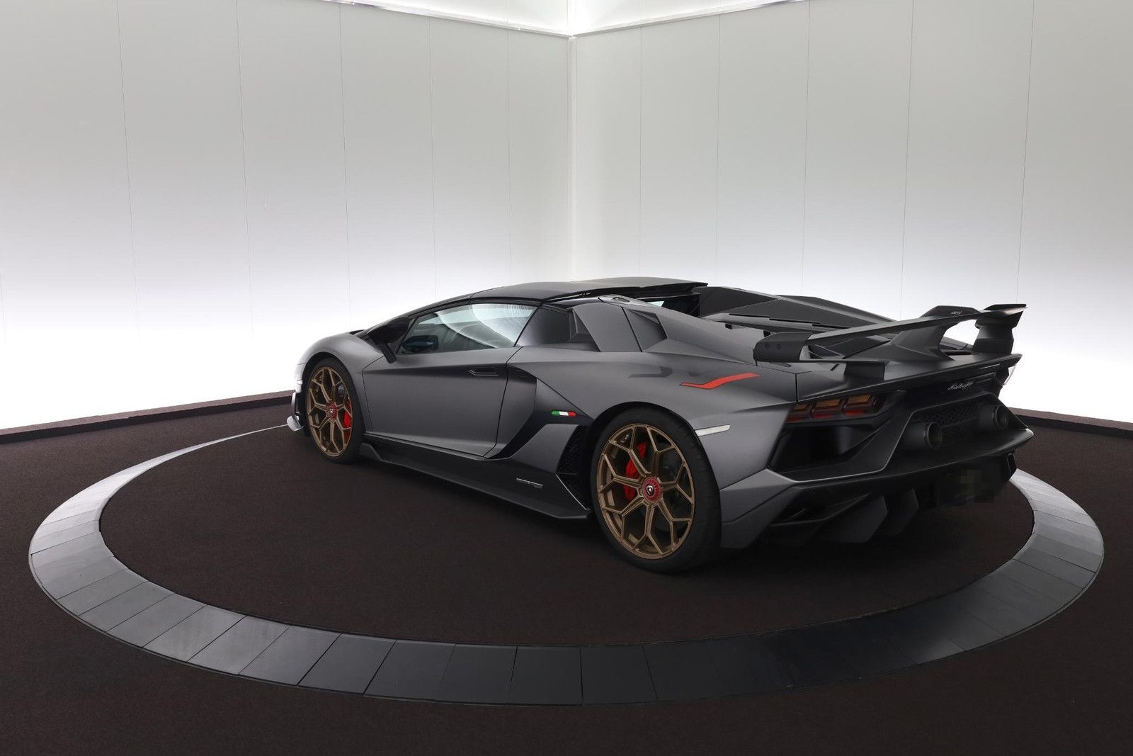Lamborghini Aventador 6.5 V12 SVJ Roadster foto 12