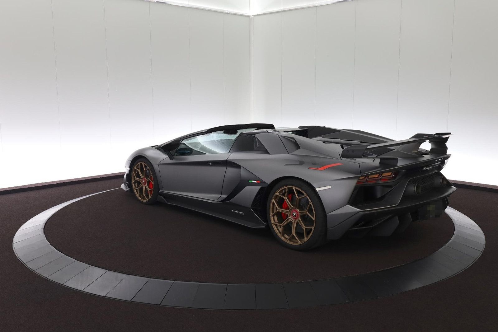 Lamborghini Aventador 6.5 V12 SVJ Roadster foto 4